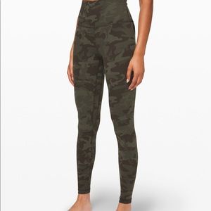 Lululemon green camo pants Collection